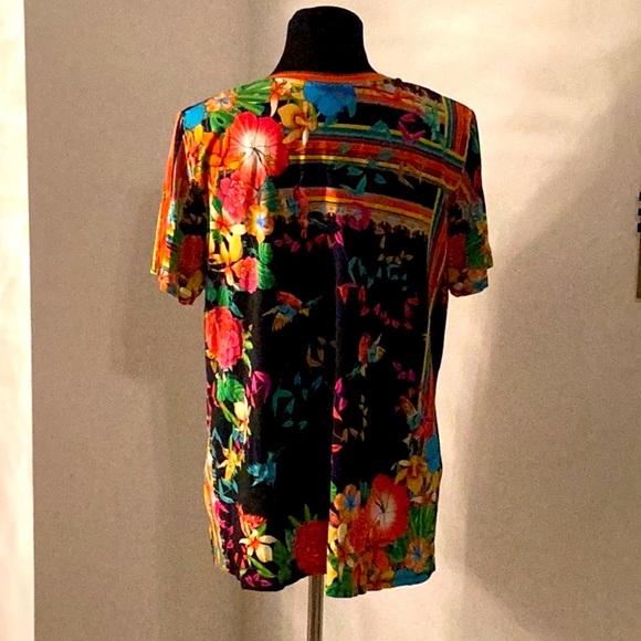 Johnny Was V-neck Swing Top Size L - Picture 4 of 9